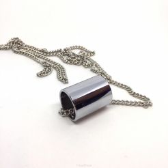 HOLDING ON - wisior ze slaydem gitarowym